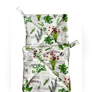 Hand Crafted Garden Herb Design Pot Holders - Green and White Hot Mat Trivet